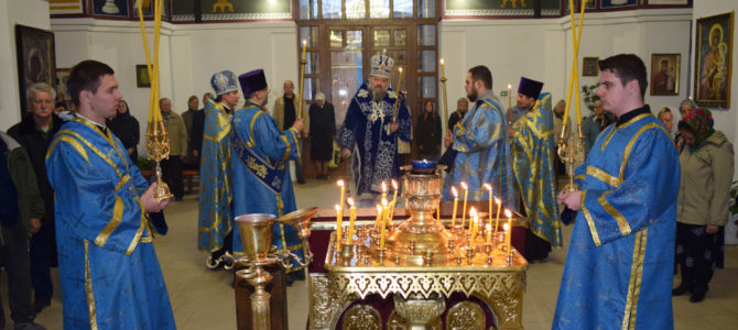 Божественная литургия в праздник Казанской иконе Божией Матери Божественная литургия в праздник Казанской иконе Божией Матери