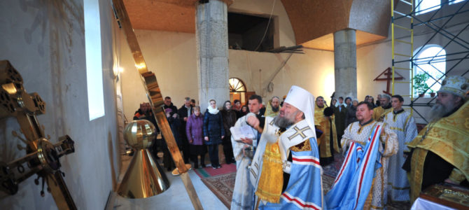 Совершено освящение куполов для храма Преображения Господня с. Марьяновки Совершено освящение куполов для храма Преображения Господня с. Марьяновки