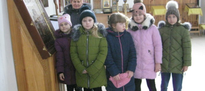 Детская экскурсия в соборном комплексе Джанкоя Детская экскурсия в соборном комплексе Джанкоя