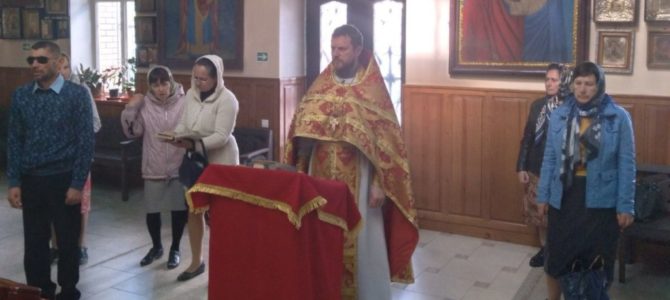 В Джанкое отслужен молебен о здравии пострадавших  во время трагедии в г. Казани 11 мая